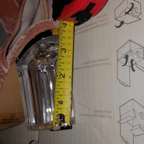 Like new pink open toe booties - Picture 6 of 6